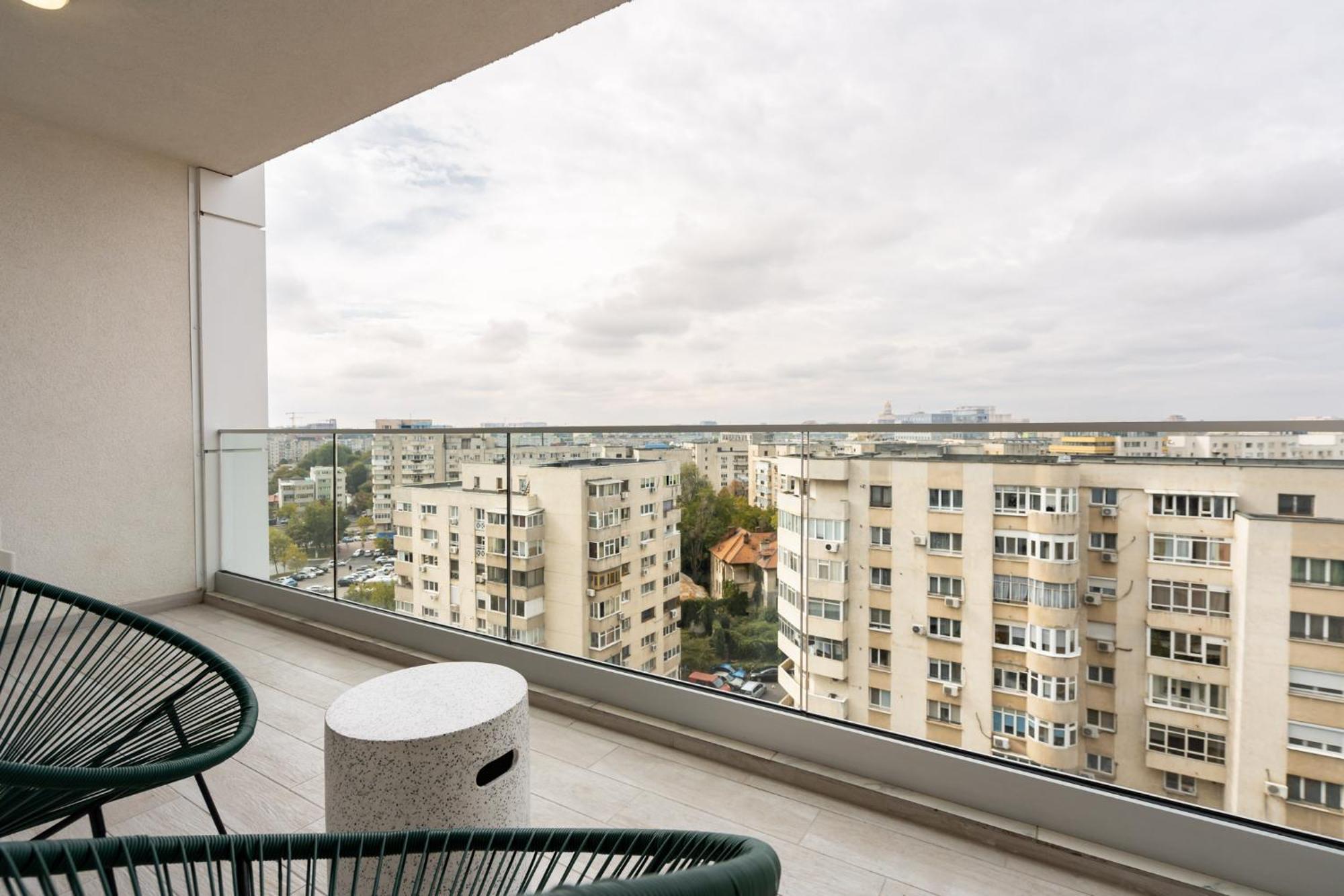 Classy Sassy - Elegant Escape In Timpuri Noi Bucharest Exterior photo